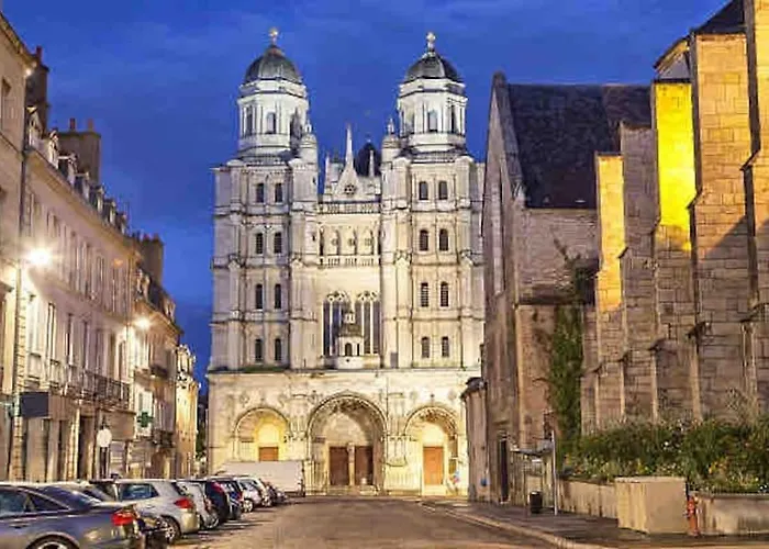 Industriel Proche Du Centre-ville アパート