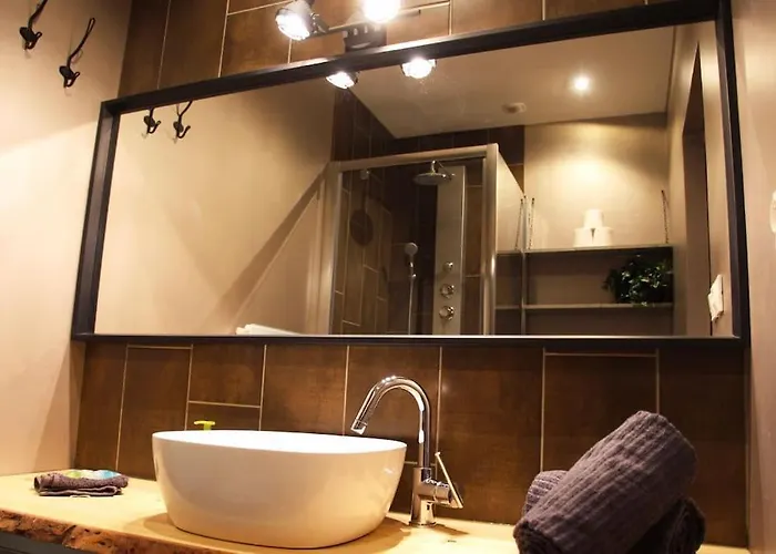 Industriel Proche Du Centre-ville アパート *